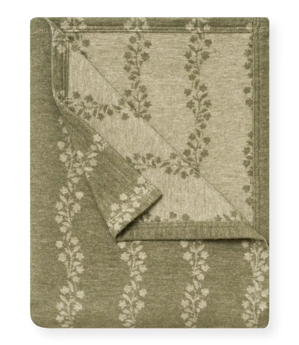 Climbing Ivy Lightweight Blanket